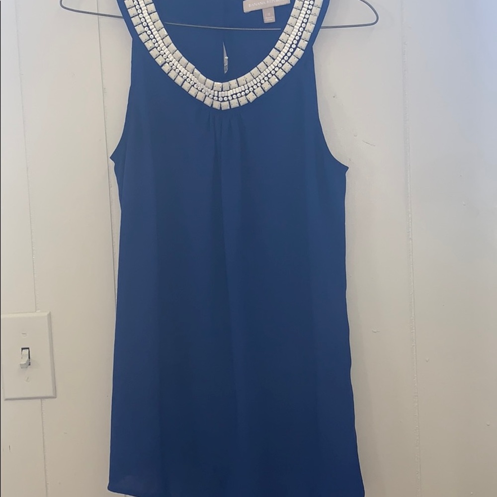 Banana Republic size small woman’s blue tank